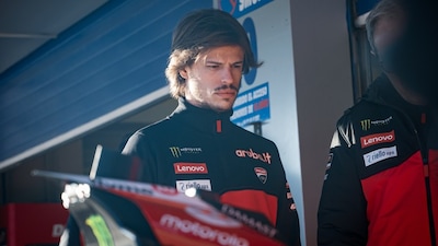 SBK Test Jerez, Bulega: "Mi do 8.5. Più vado bene più mi carico"