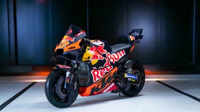 La KTM RC16 di Vinales
