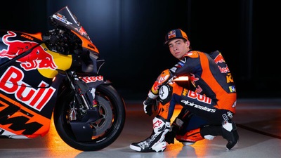 MotoGP 2025, amore a prima vista per Pedro Acosta verso la nuova KTM