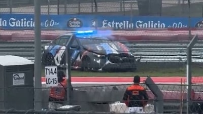 MotoGP, incredibile ad Austin: la Safety Car si schianta