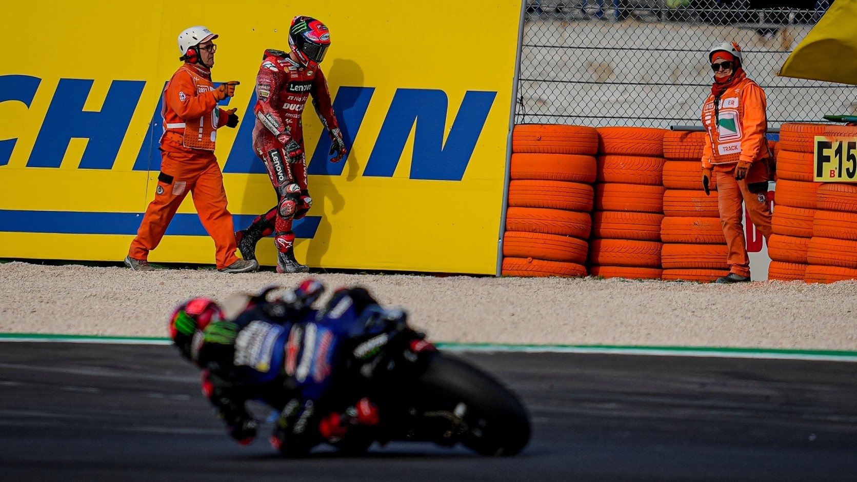 Dalla caduta di Bagnaia al successo di Marquez: le foto del GP Emilia Romagna