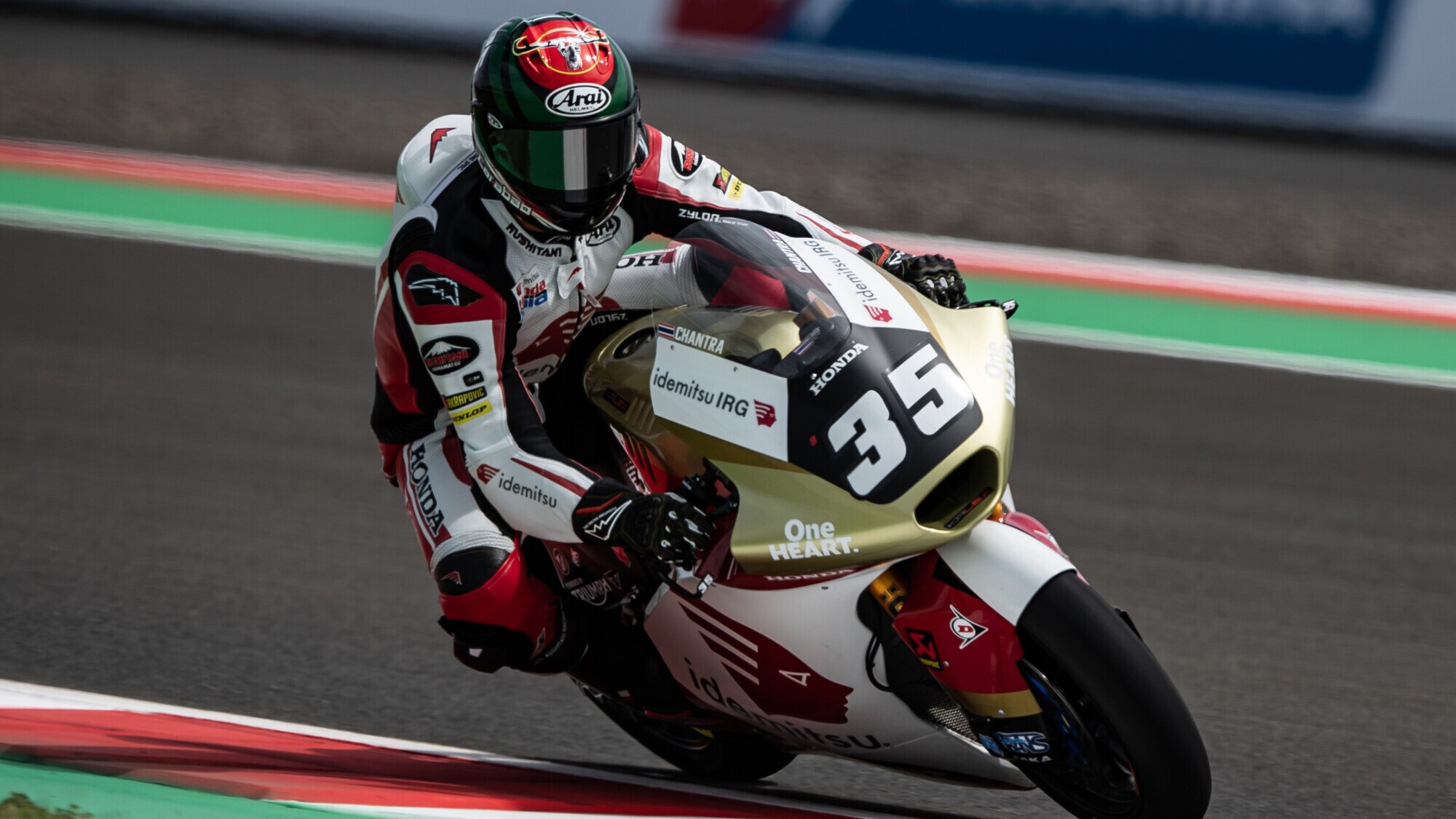 Moto2 Indonesia: storica vittoria per Chantra, Vietti è 2°