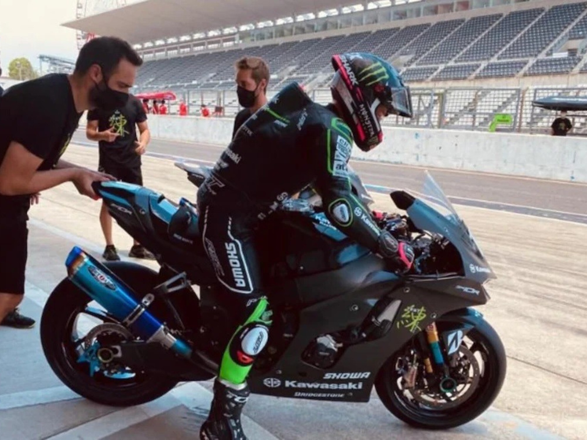 Ewc Kawasaki Prepares For The Suzuka 8 Hours Motosprint