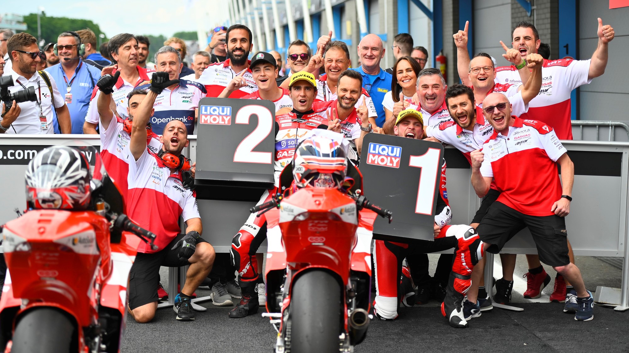 Moto2 Assen, Dixon batte Arenas in Q2: doppietta Aspar in Olanda