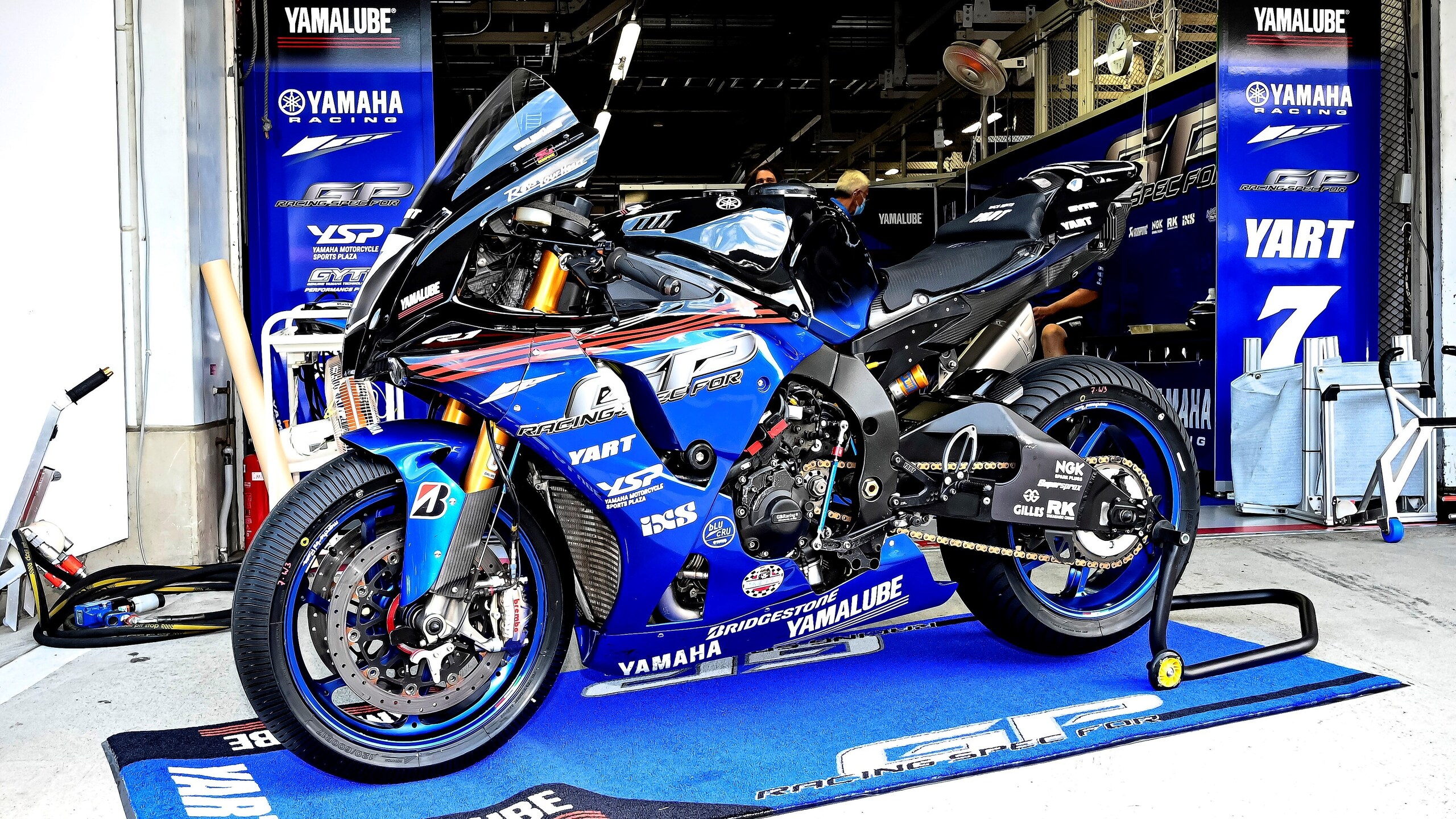 La YART, squadra di punta Yamaha con Niccolò Canepa, Marvin Fritz e Karel Hanika al via