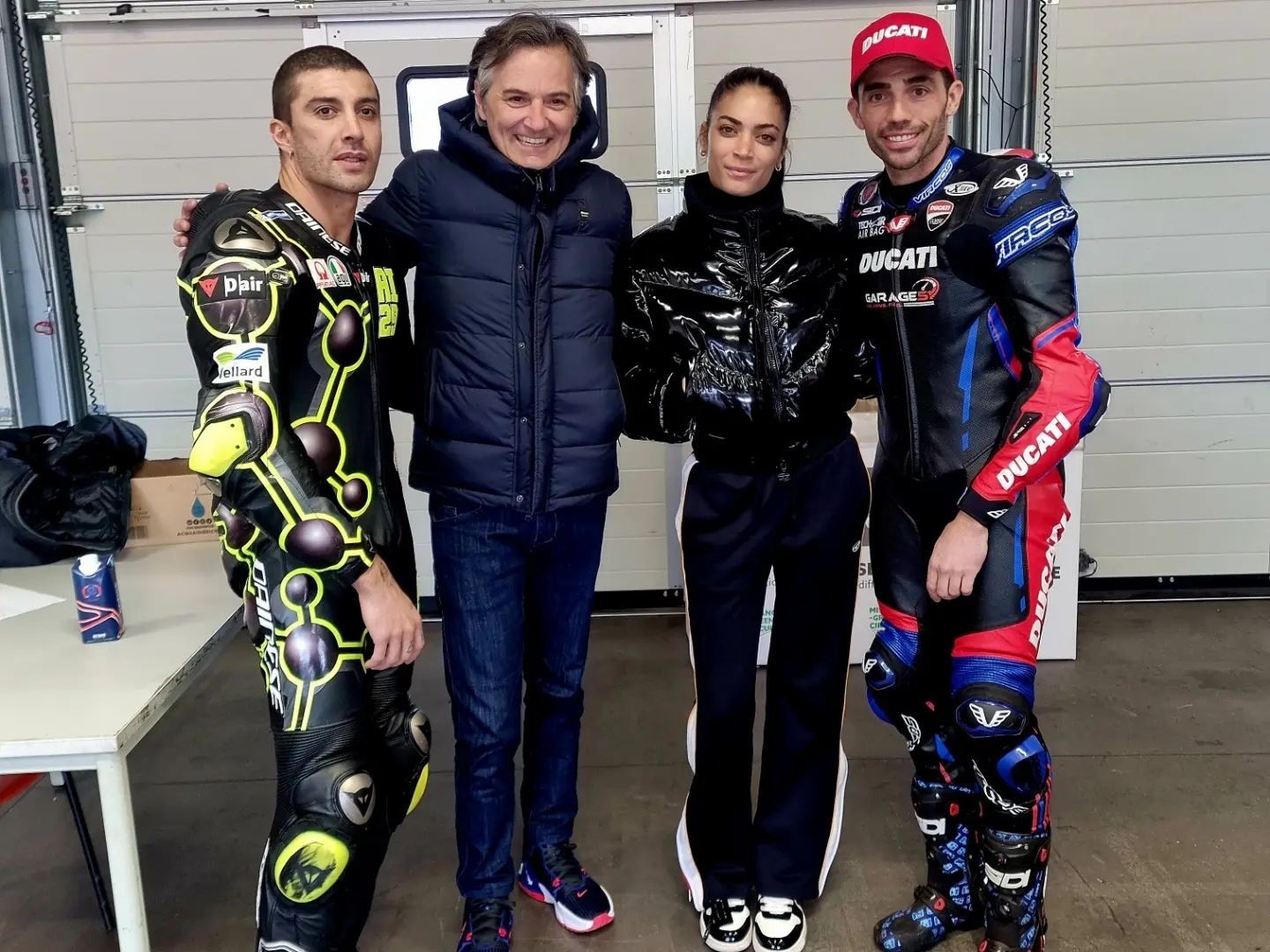 SBK: Elodie "in pista" con Andrea Iannone e Michele Pirro a Misano