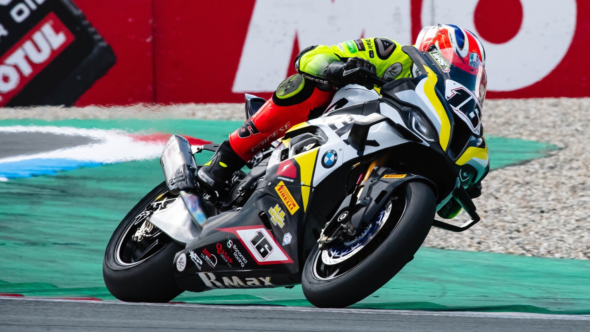 SBK: il team B-Max al via delle tappe europee con Gabriele Ruiu ...