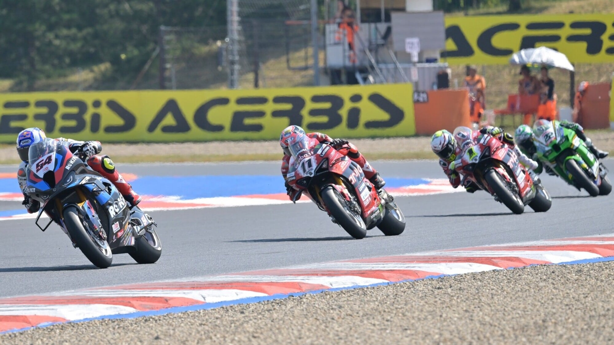 La SBK sbarca a Portimao: Toprak per la storia, Bautista per tenere viva la speranza