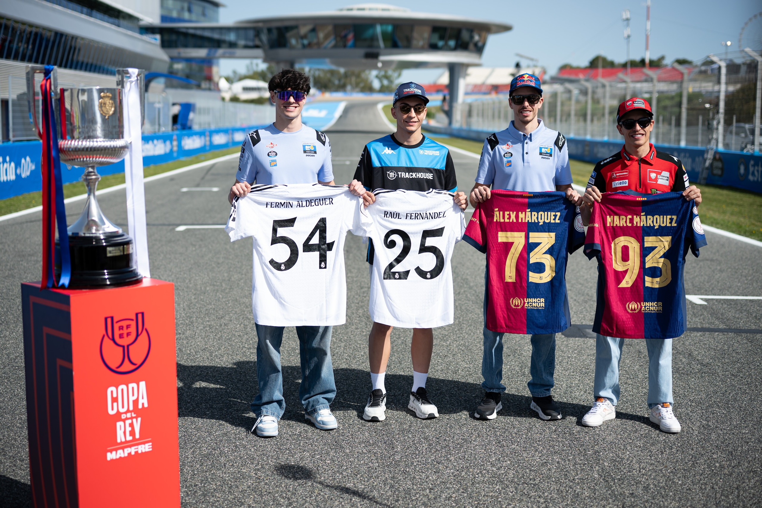 MotoGP e El Clásico, i fratelli Marquez contro Aldeguer e Fernandez: Barcellona VS Real Madrid