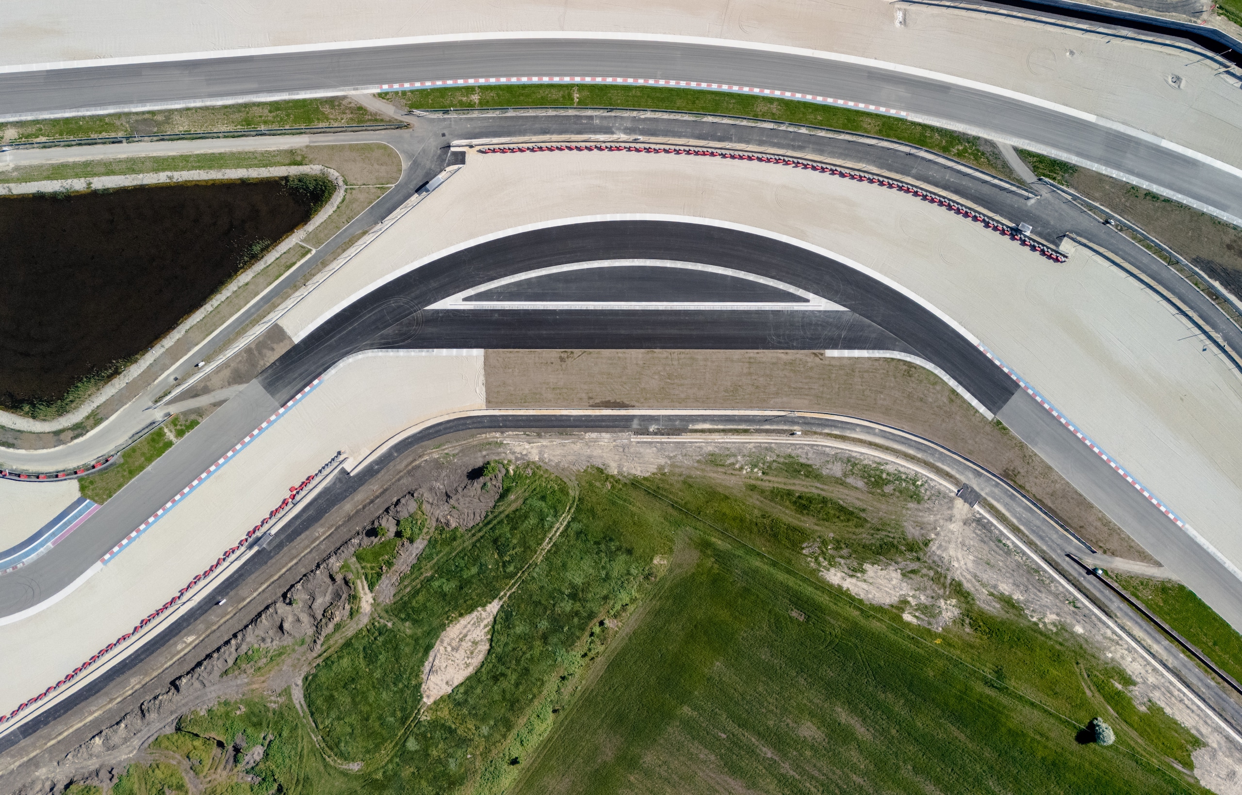 Il Balaton Park è (quasi) pronto per il mondiale Superbike: le foto inedite