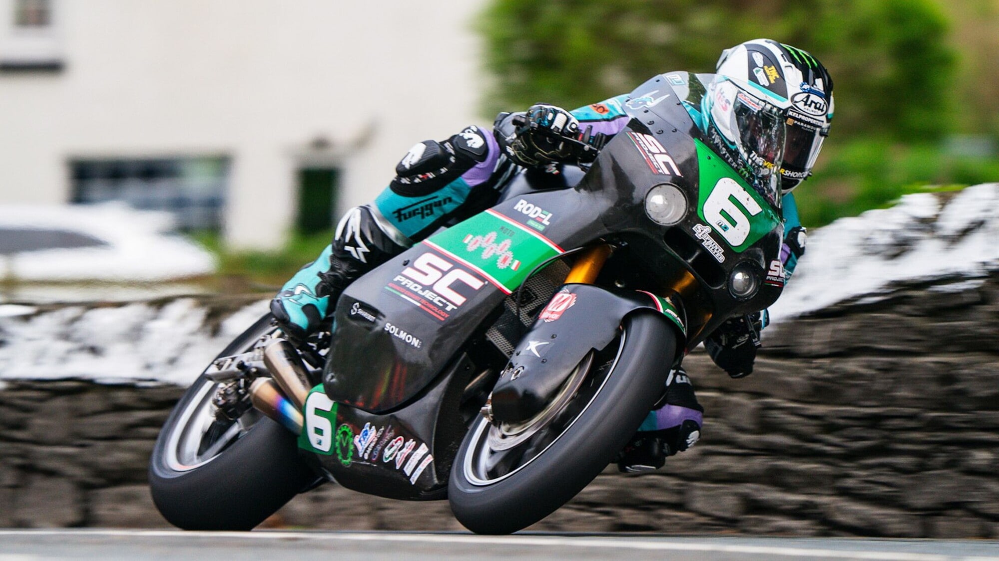 Tourist Trophy, ancora Dunlop: vittoria in Supertwin con la Paton