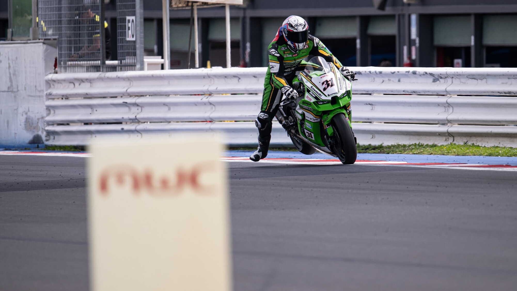 LIVE SBK Misano 2025: segui la giornata di prove libere minuto per minuto