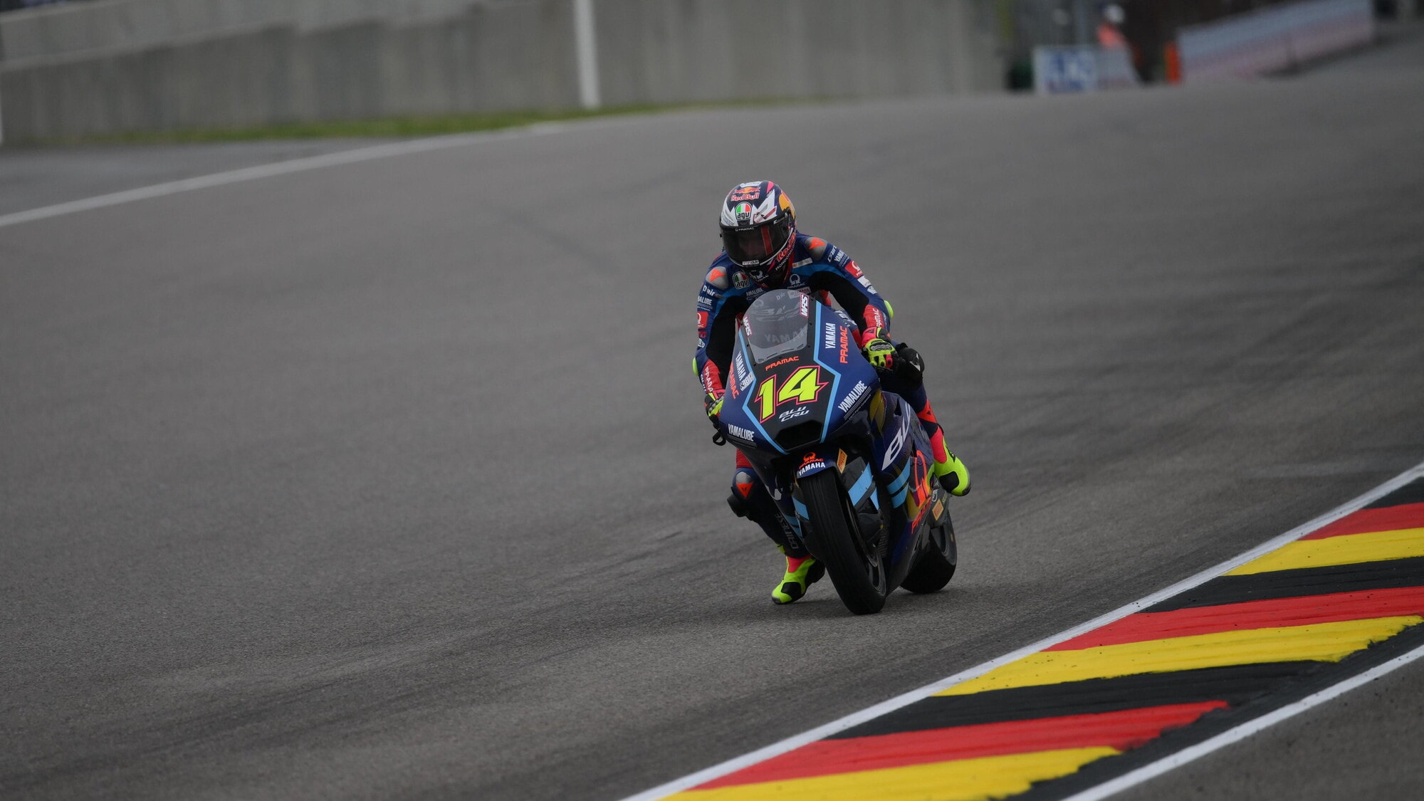 Moto2 Germania: Tony Arbolino vola sul bagnato del Sachsenring davanti a Daniel Holgado
