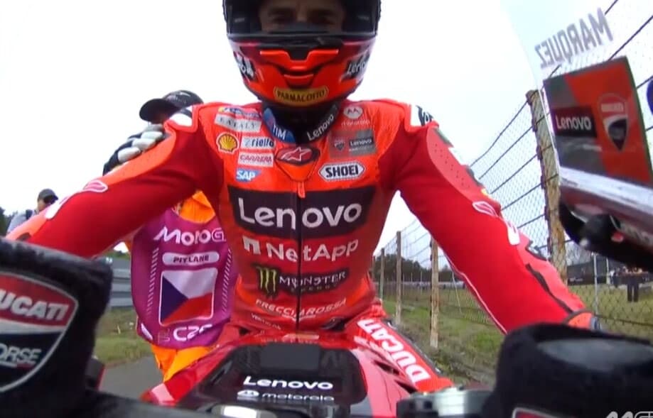 MotoGP, problema tecnico per Marc Marquez: preoccupazione nel box Ducati