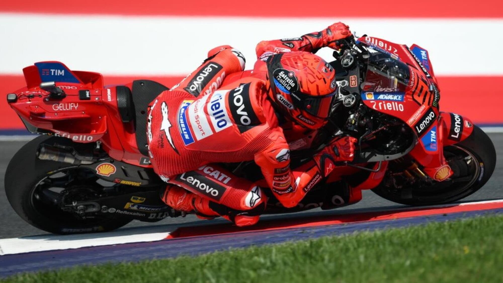 MotoGP Austria: Marquez subito in vetta, Bagnaia prova a tenere il passo