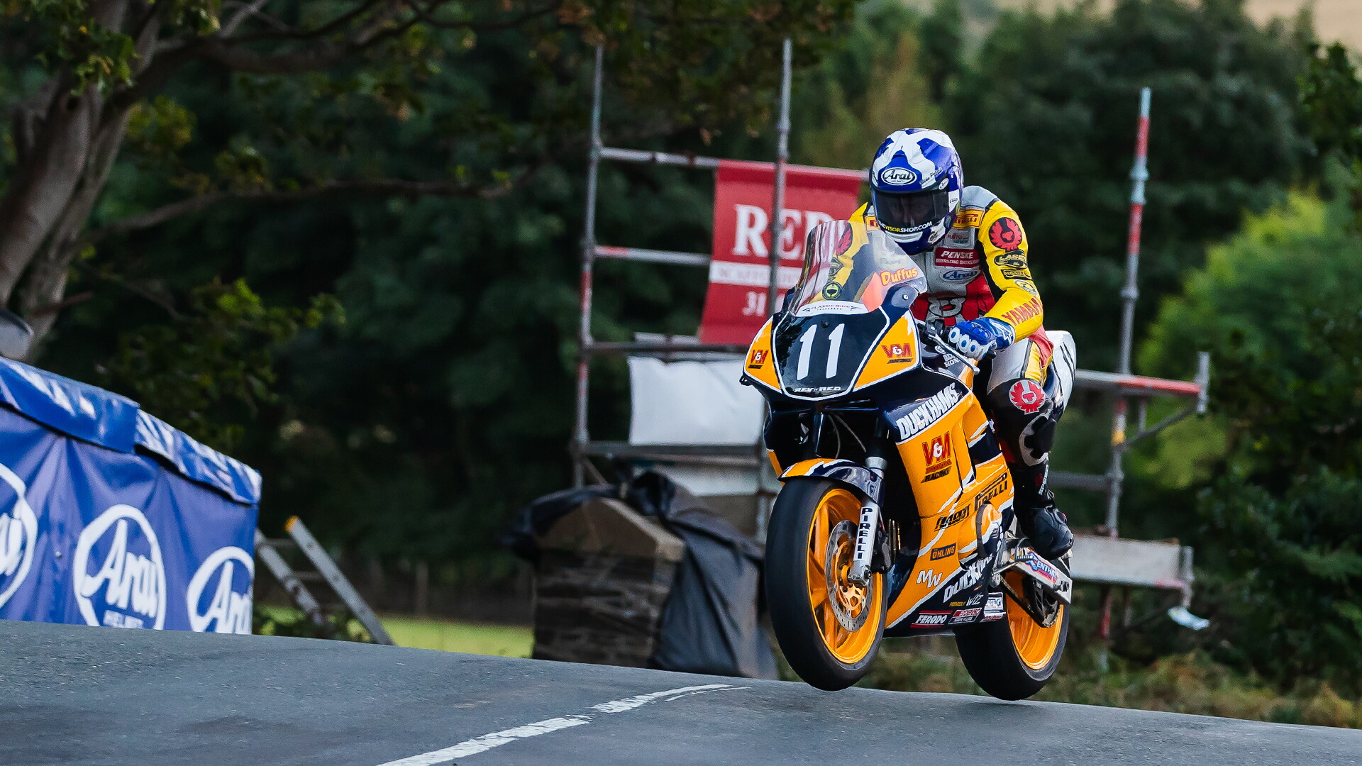 TT Rewind: le leggende del Tourist Trophy in azione sull'Isola di Man