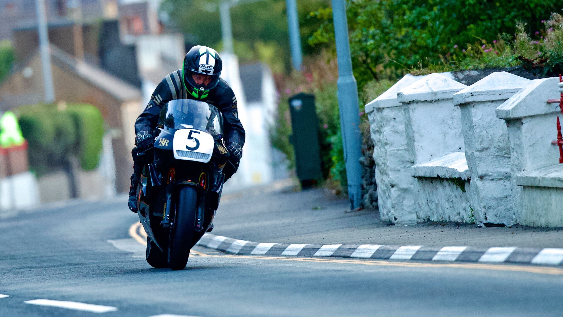 TT Rewind: le leggende del Tourist Trophy in azione sull'Isola di Man