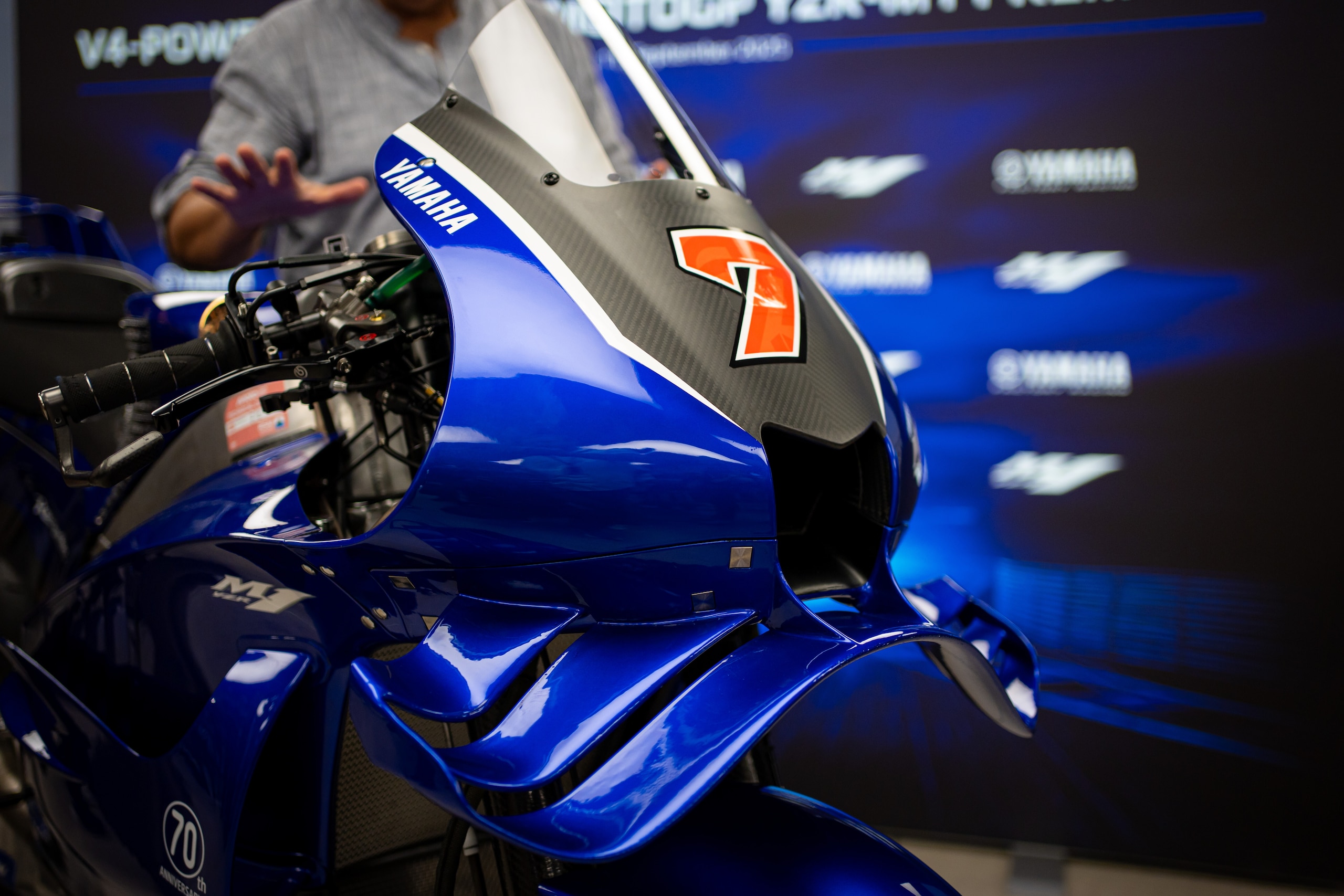 MotoGP, svelata a Misano la nuova Yamaha V4