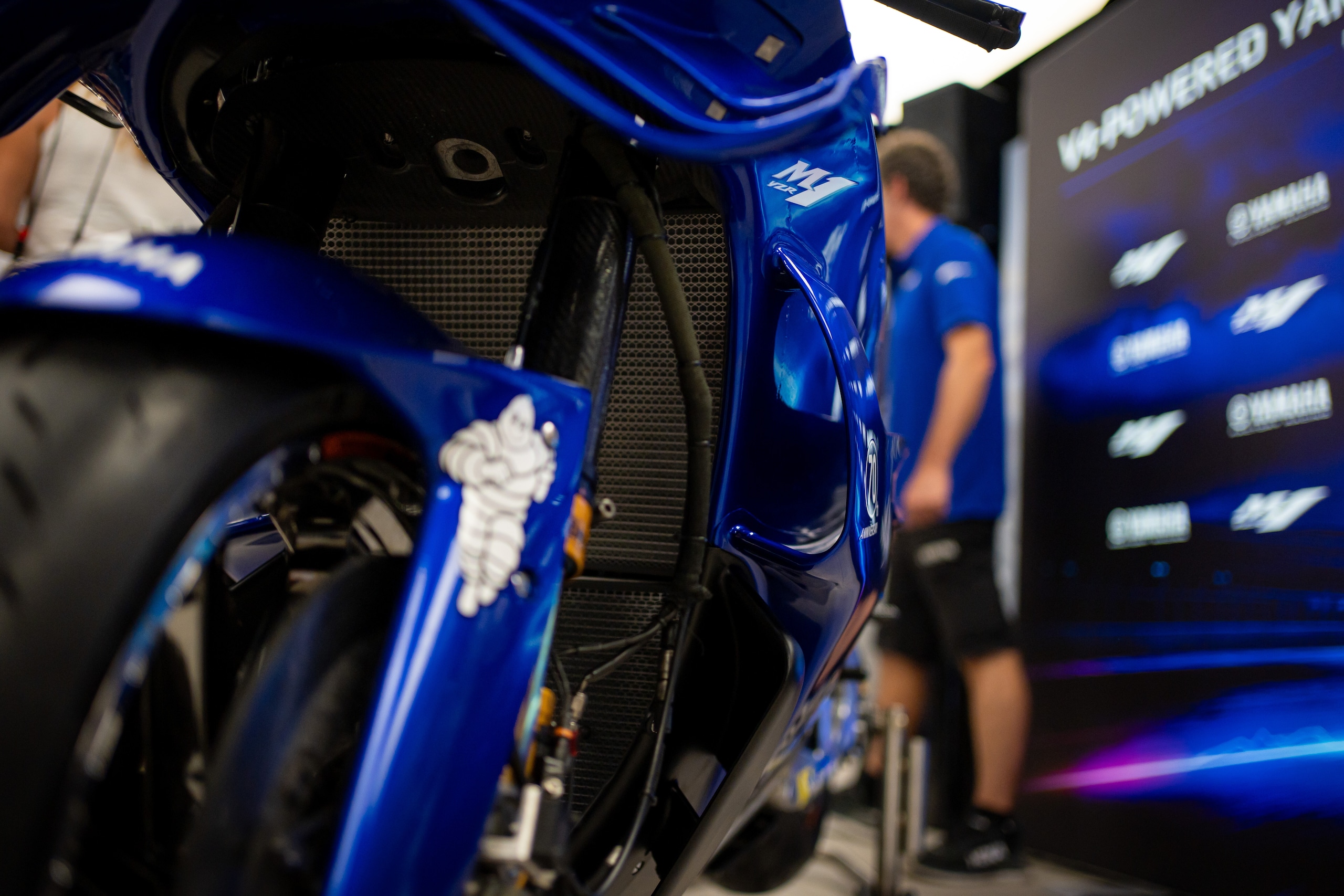 MotoGP, svelata a Misano la nuova Yamaha V4