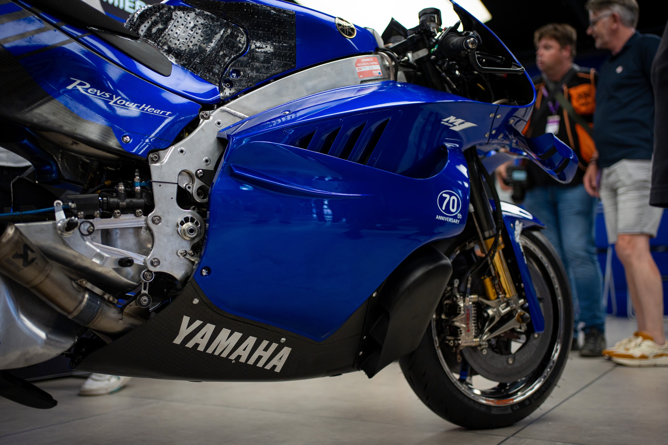 MotoGP, svelata a Misano la nuova Yamaha V4