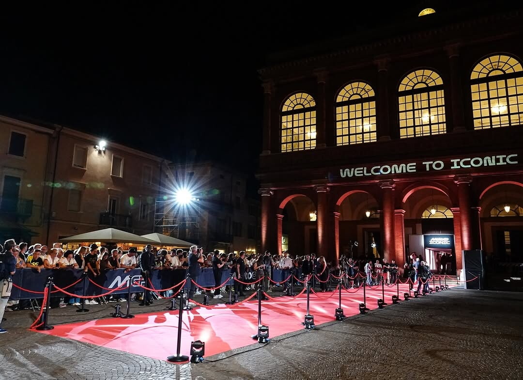 MotoGP, che show a Rimini nella serata dedicata alle Leggende: presenti Rossi, Stoner, Schwantz 