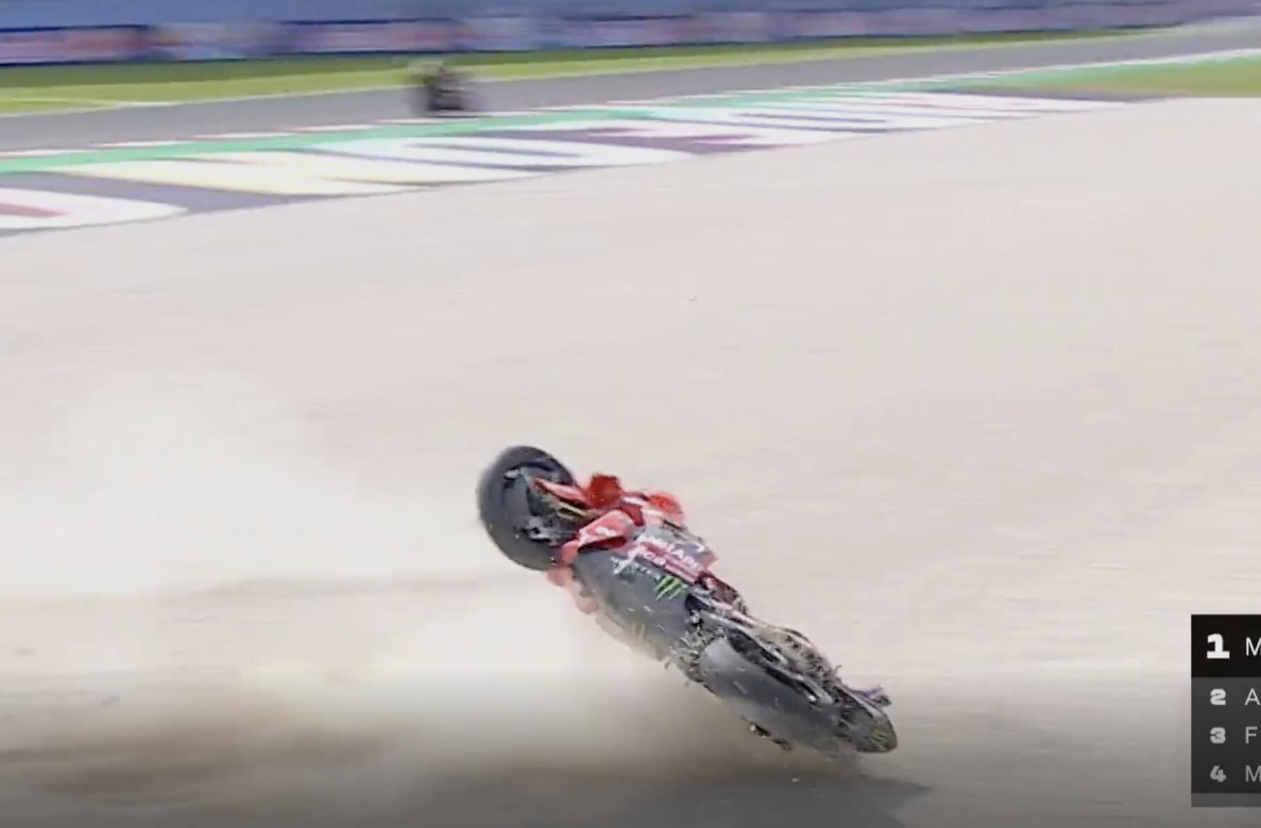 MotoGP, le foto dell'improvvisa caduta di Marc Marquez nella Sprint di Misano