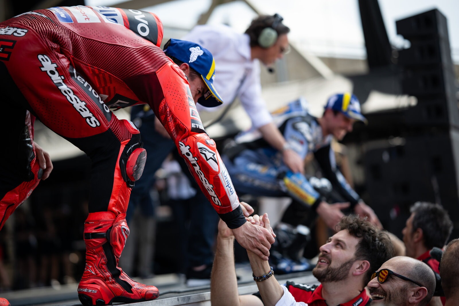 MotoGP, tutti i festeggiamenti di Marc Marquez nel 2025