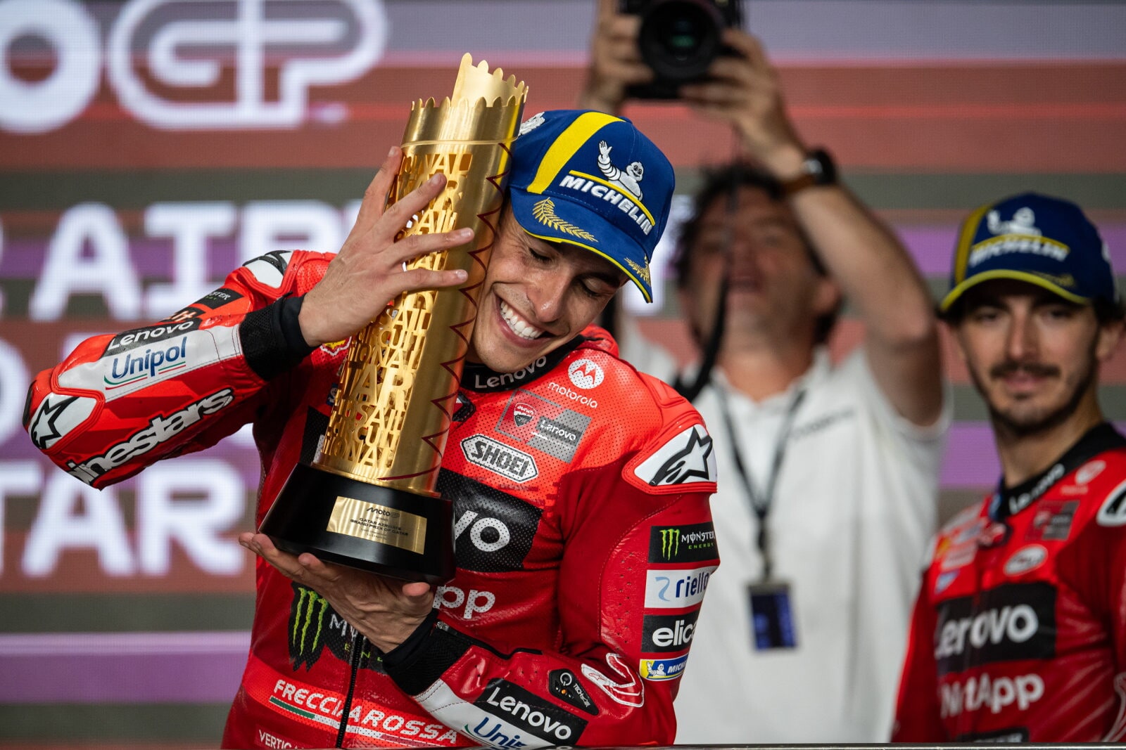 MotoGP, tutti i festeggiamenti di Marc Marquez nel 2025