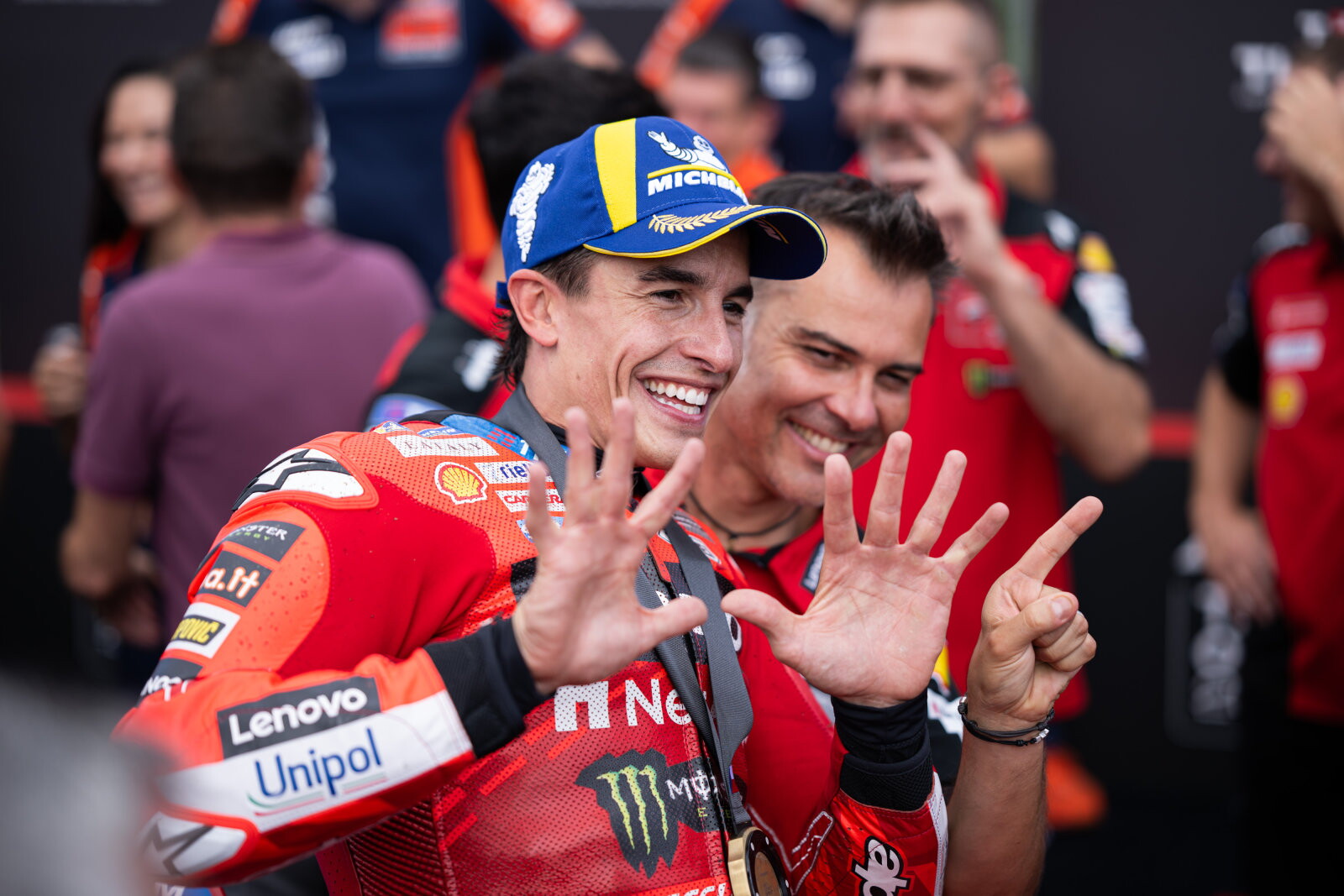 MotoGP, tutti i festeggiamenti di Marc Marquez nel 2025