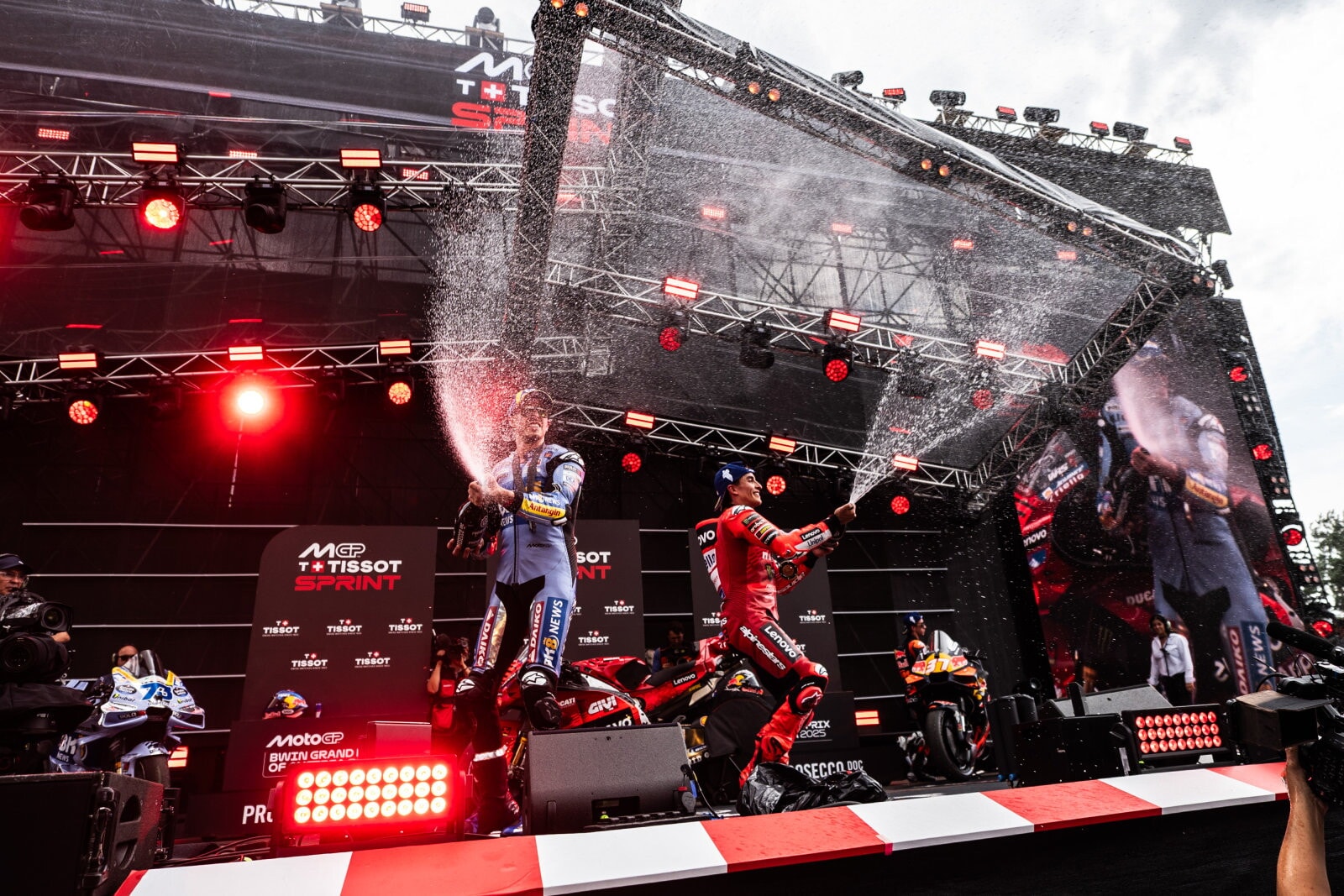 MotoGP, tutti i festeggiamenti di Marc Marquez nel 2025