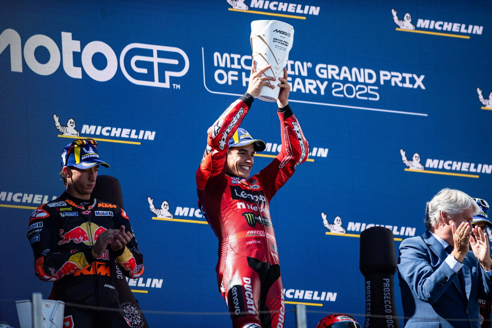 MotoGP, tutti i festeggiamenti di Marc Marquez nel 2025