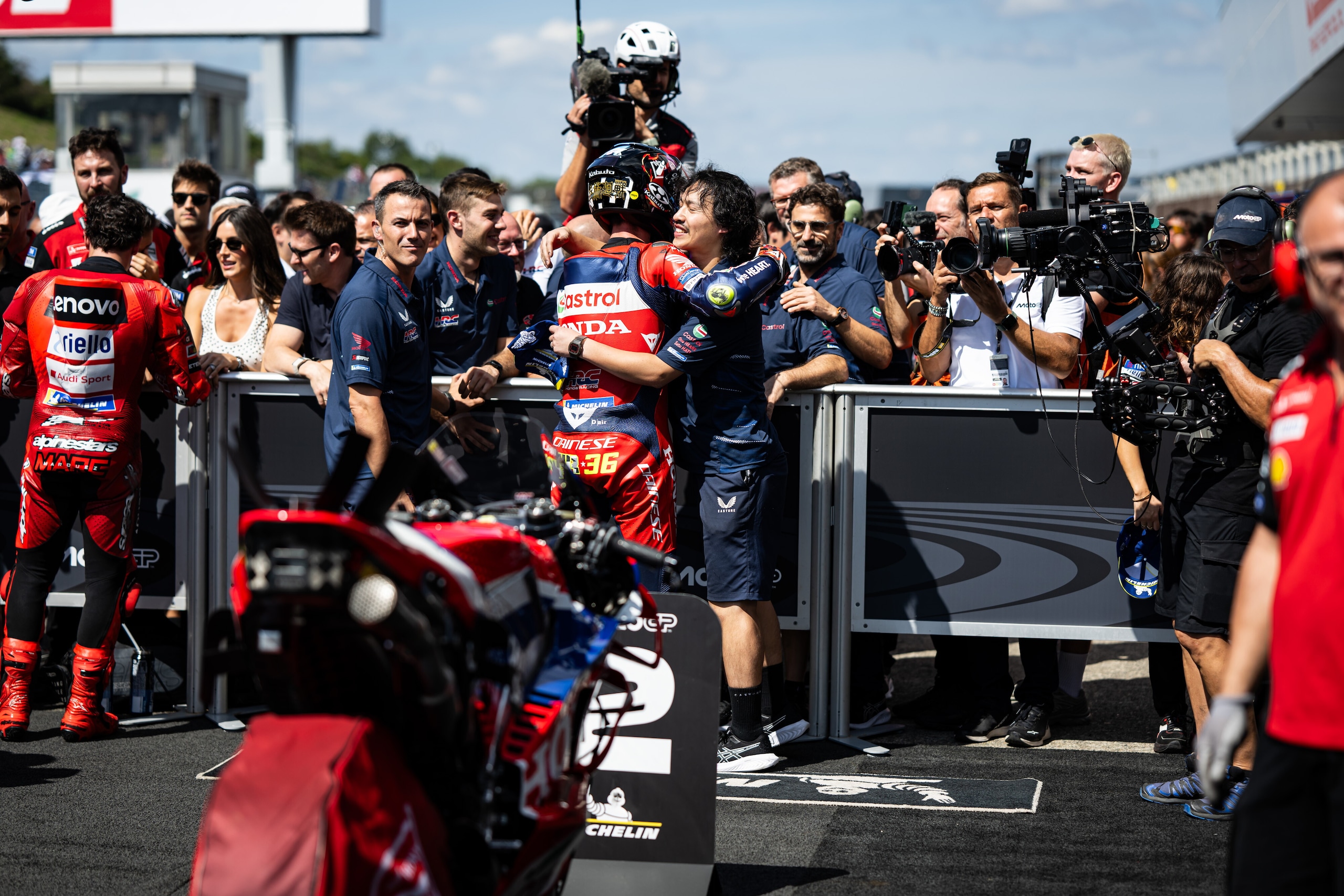 MotoGP, tutte le foto della Sprint Race a Motegi