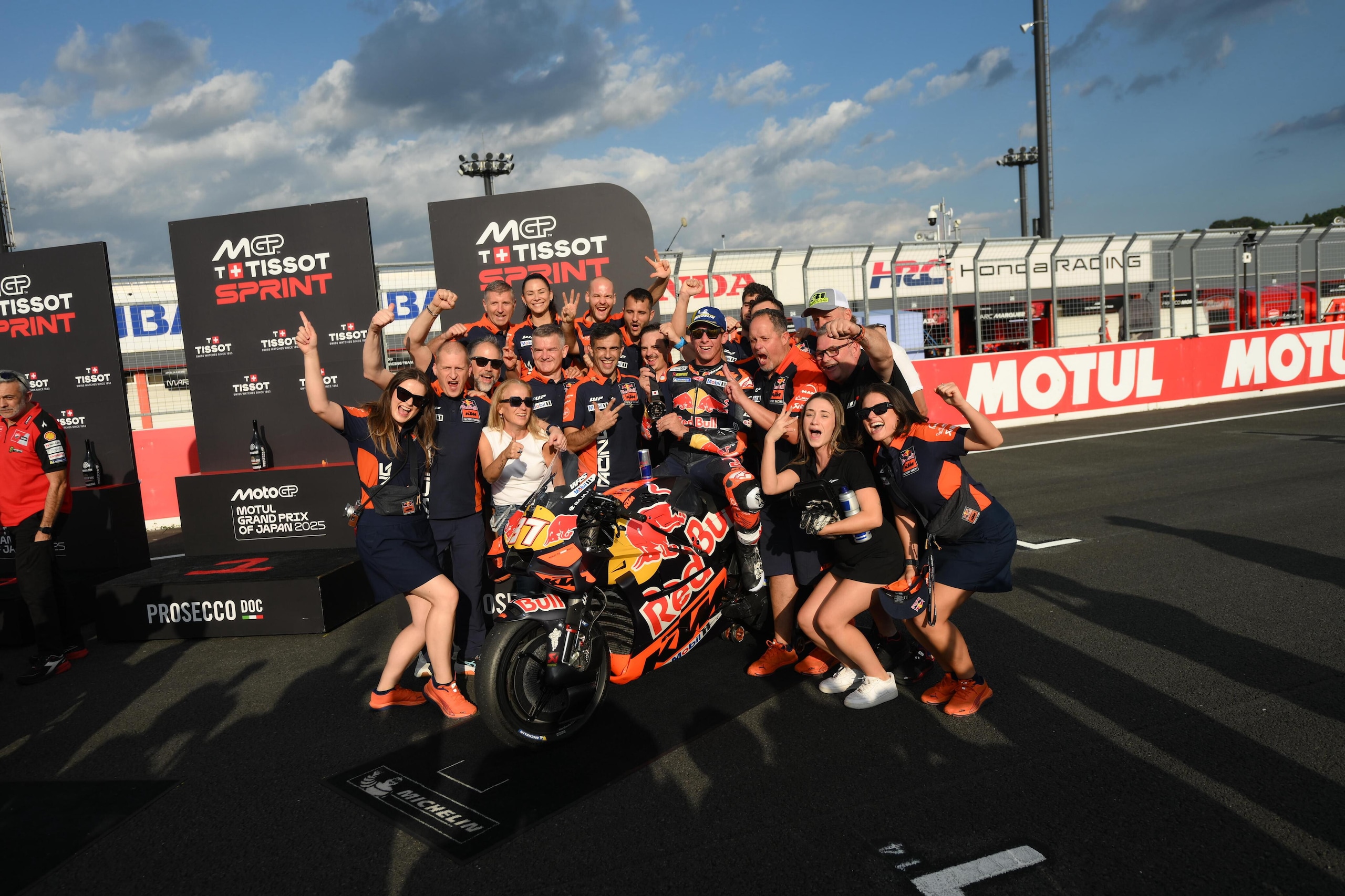 MotoGP, tutte le foto della Sprint Race a Motegi