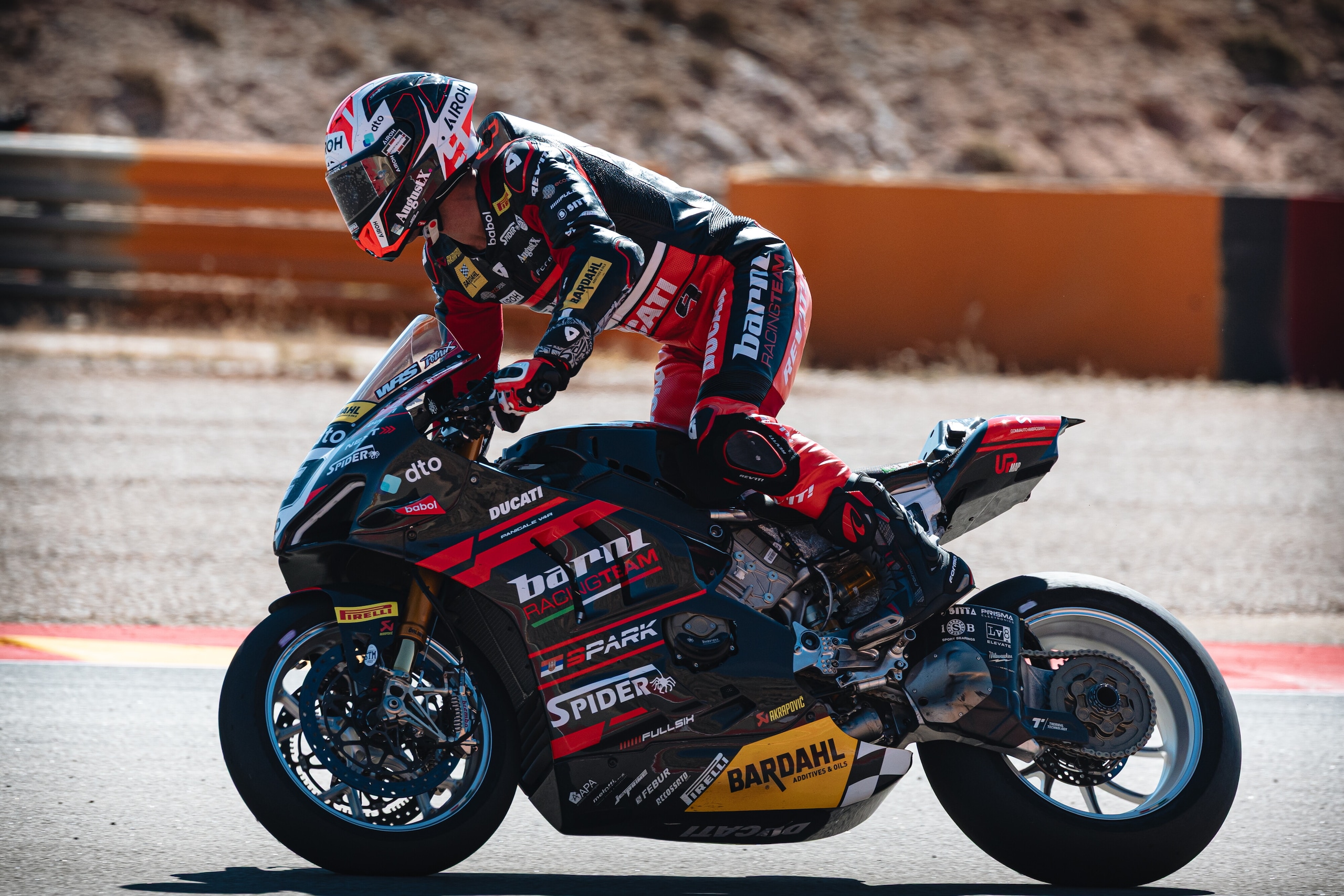 SBK Aragon, tutte le foto più belle del sabato in pista