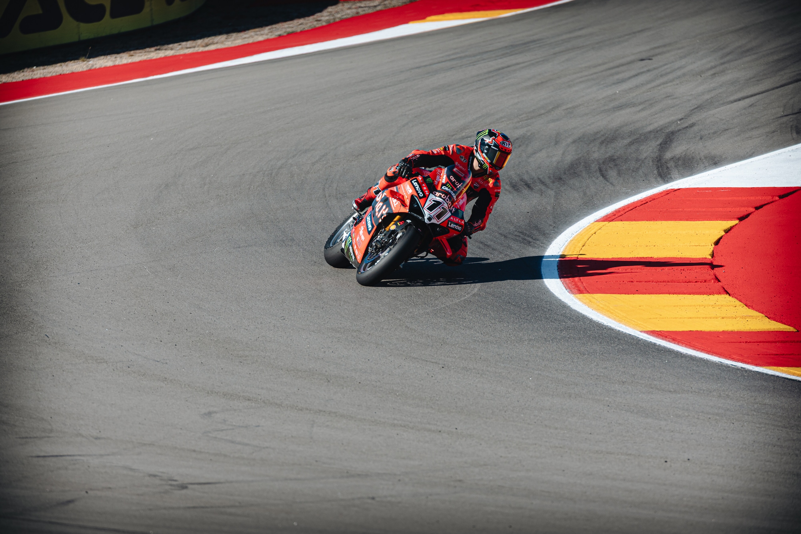 SBK Aragon, tutte le foto più belle del sabato in pista