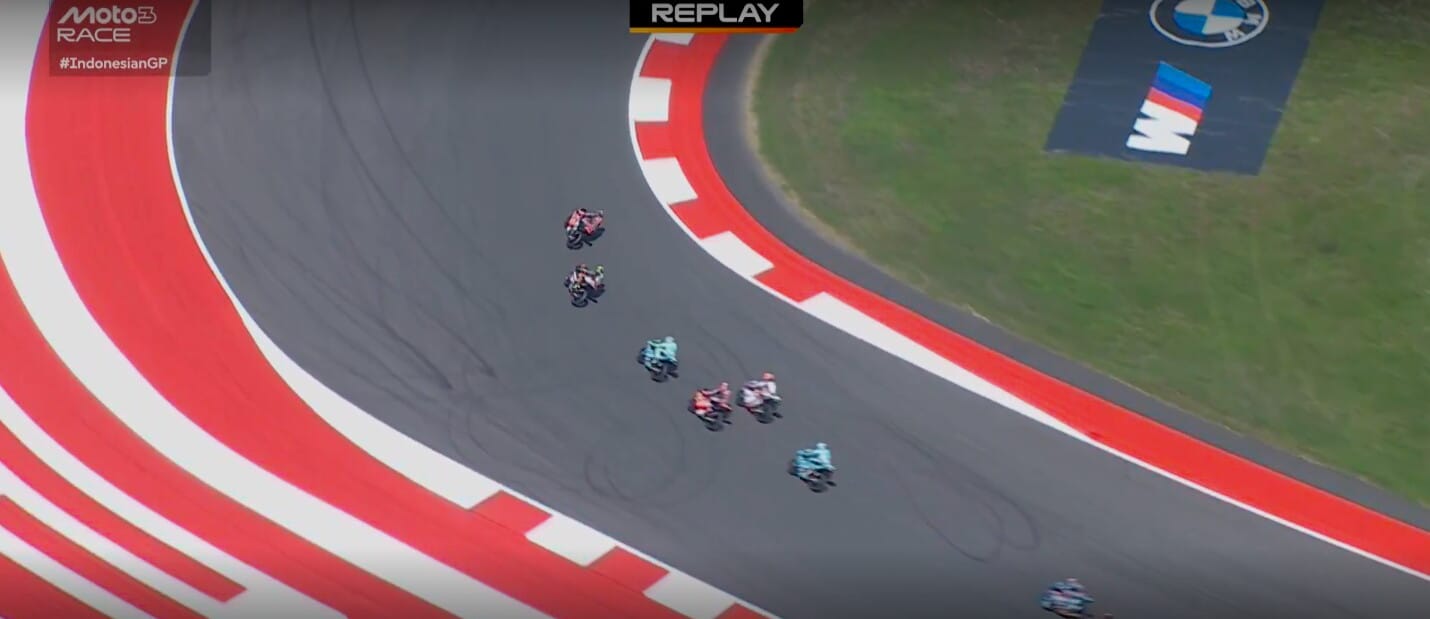 Incidenti Moto3, GP d'Indonesia: gara conclusa sotto "bandiera rossa"