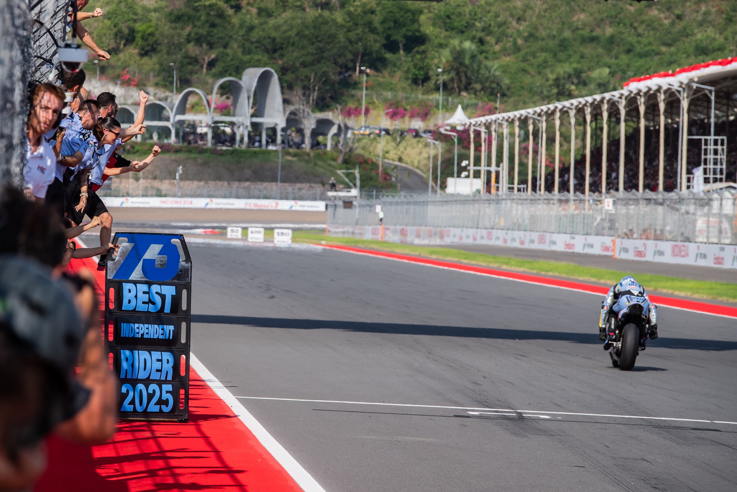 MotoGP, le foto più belle del GP in Indonesia