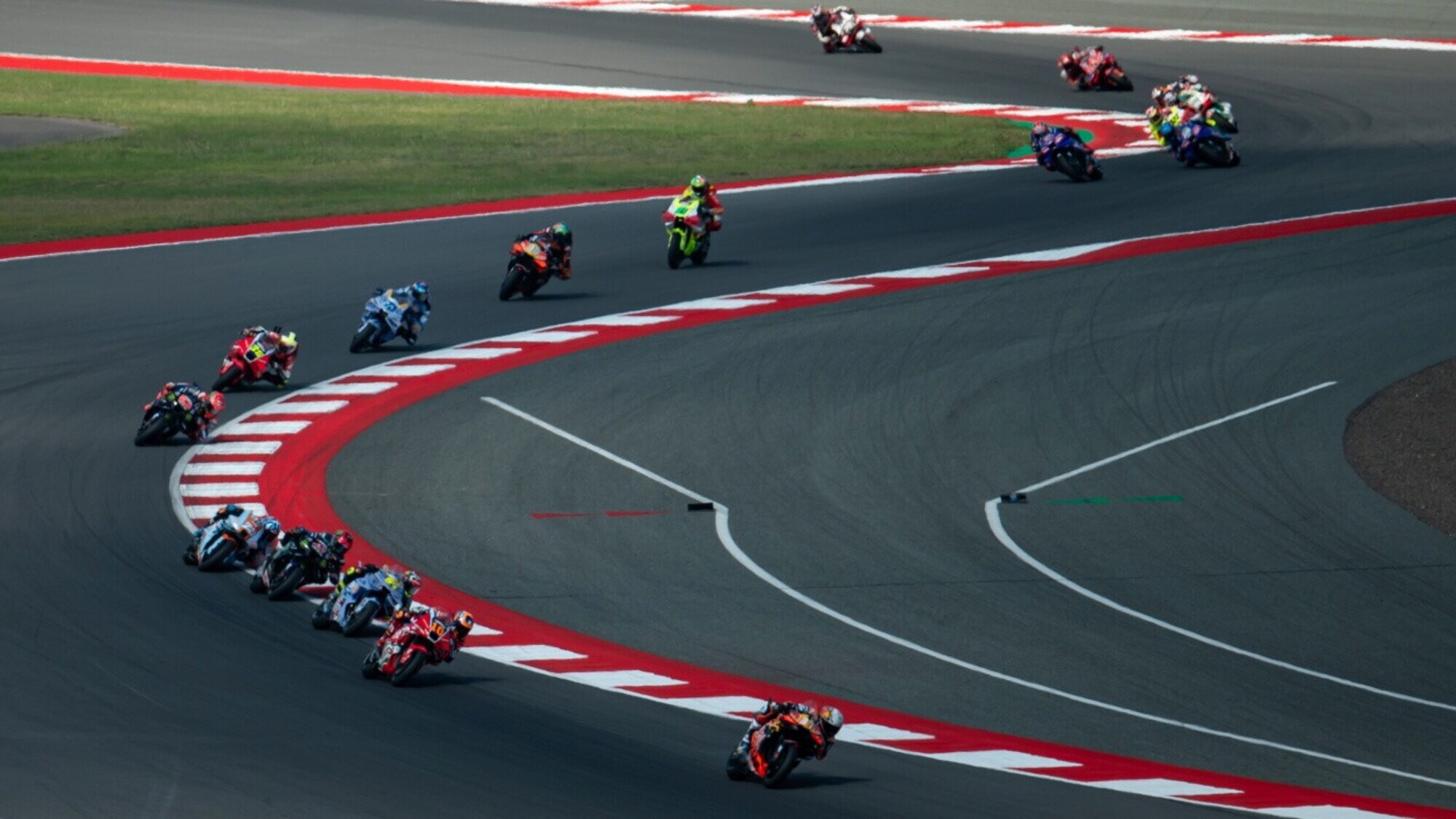 MotoGP, varato il calendario di test 2026: si parte già da Valencia 2025, dopo il Gran Premio