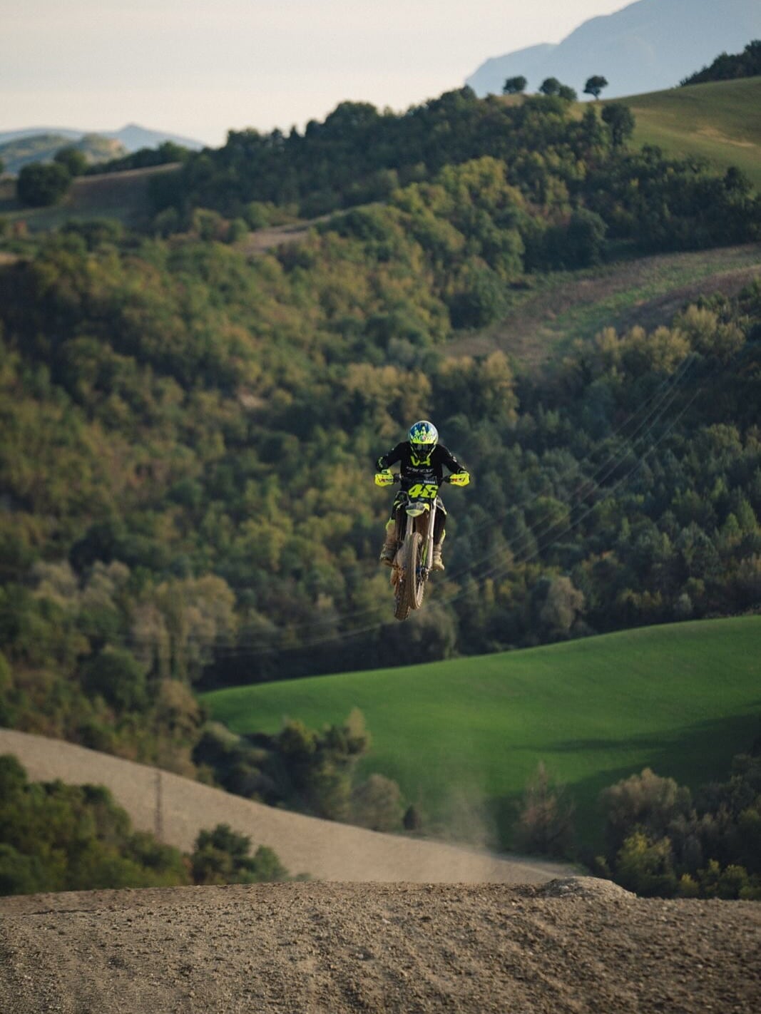 Valentino Rossi e l'allenamento inedito sulla Motocross