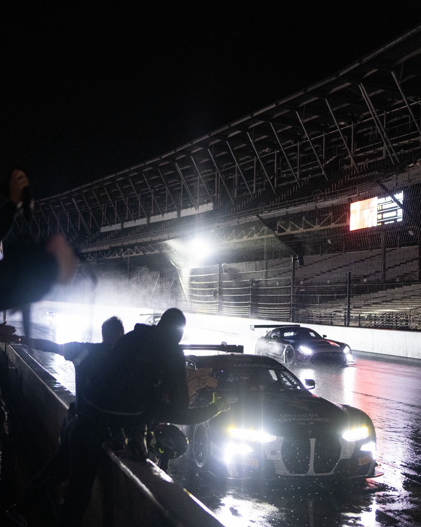 Valentino Rossi vince la 8 ore di Indianapolis: tutte le foto