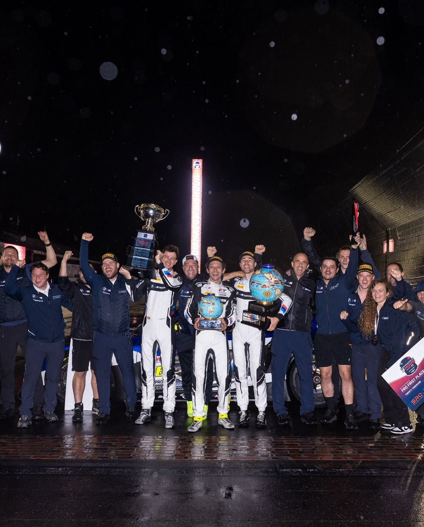 Valentino Rossi vince la 8 ore di Indianapolis: tutte le foto