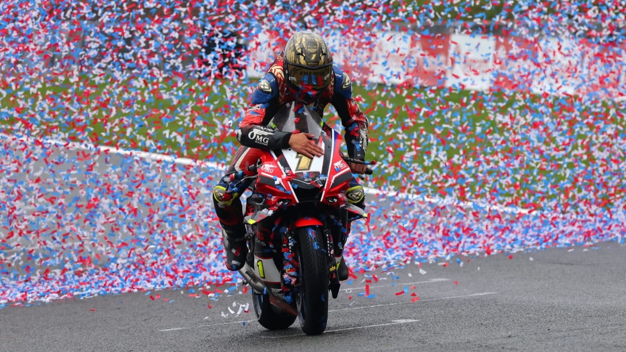 BSB Brands Hatch: Redding firma la doppietta, Ryde festeggia il secondo titolo