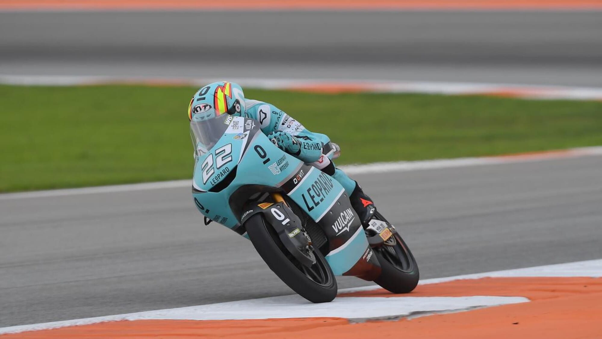 Moto3 Valencia: doppietta Leopard nelle Fp2. Terzo Lunetta