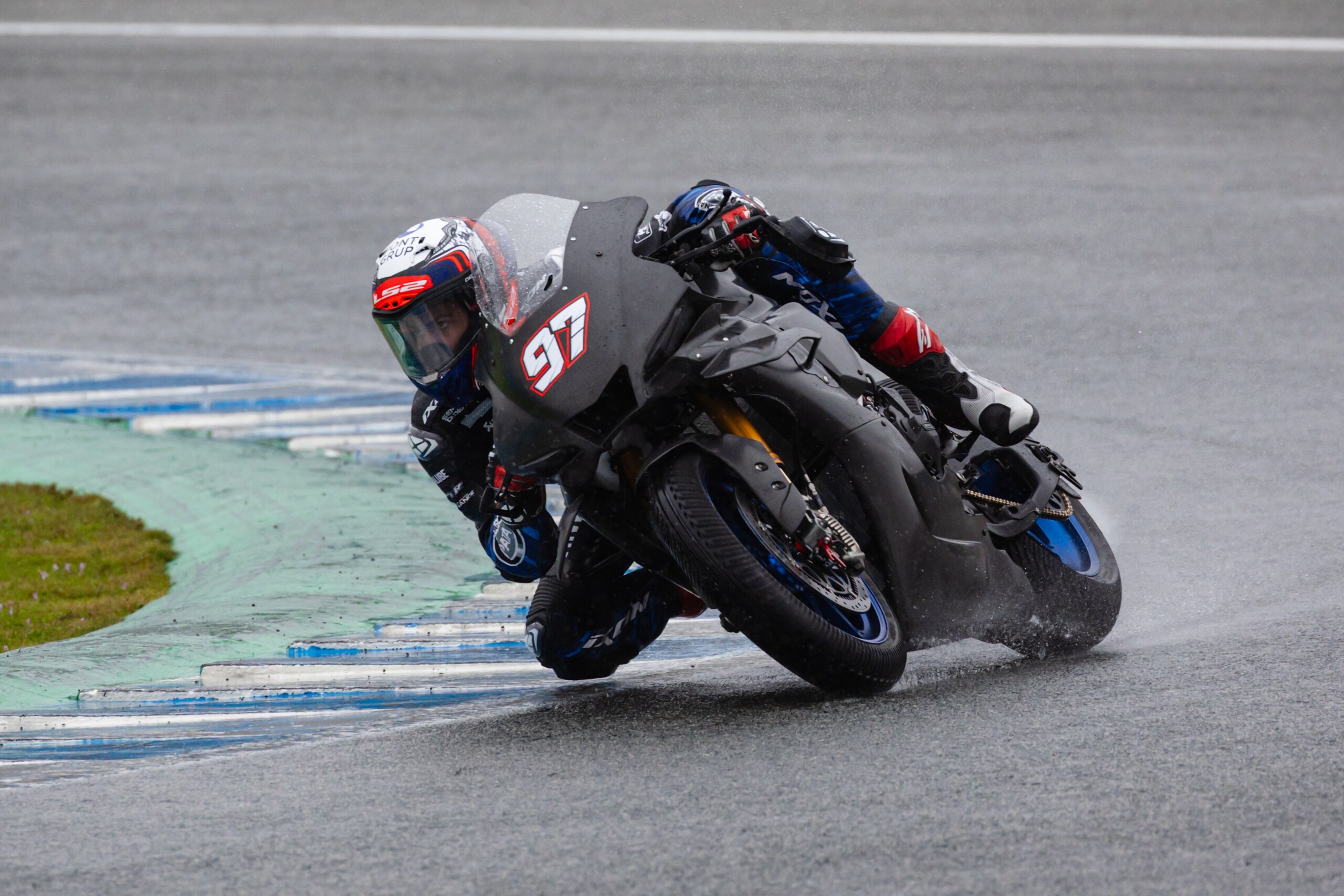 Superbike, prima giornata di test a Jerez: tutte le foto