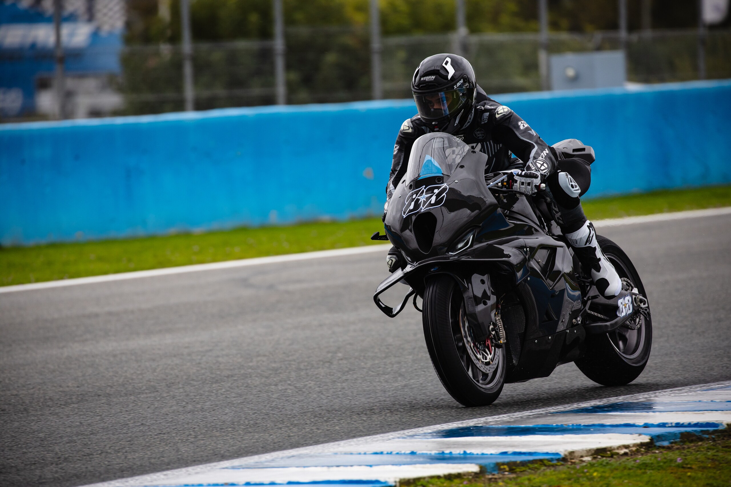 Superbike, prima giornata di test a Jerez: tutte le foto