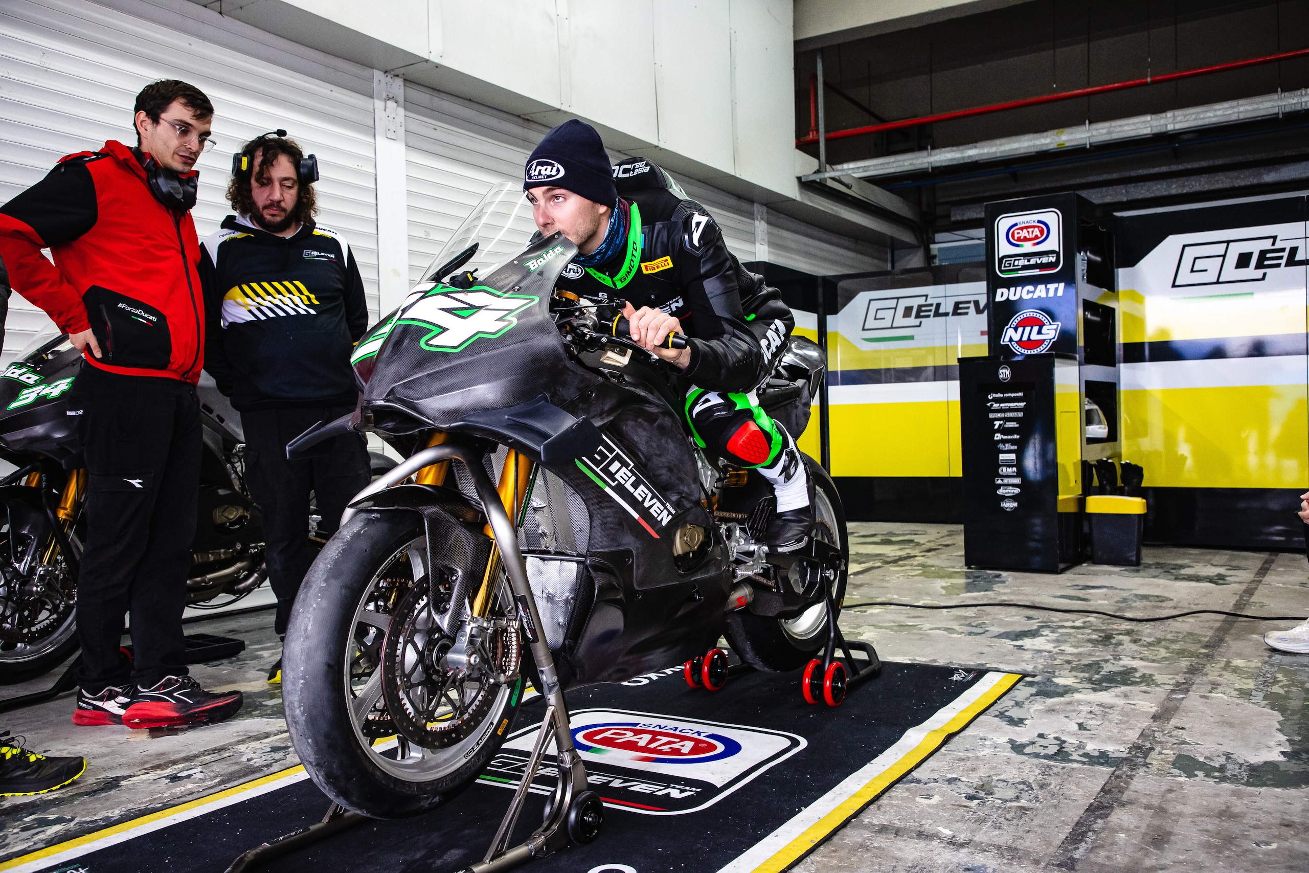 Superbike, prima giornata di test a Jerez: tutte le foto