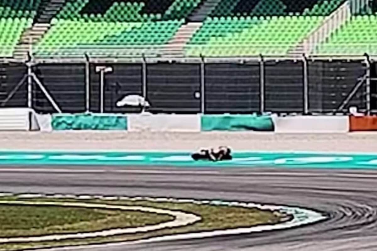 MotoGP: ai test di Sepang la prima caduta di Marc Márquez