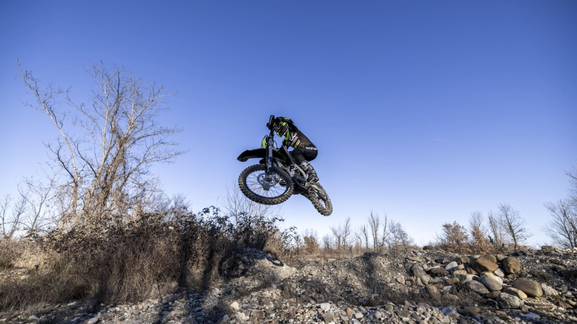 TRIUMPH MOTORCYCLES ITALIA RACING PRESENTA LA STAGIONE AGONISTICA ENDURO 2026