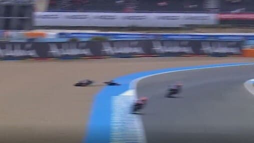 GP Spagna: la caduta a fine turno di Jorge Martin