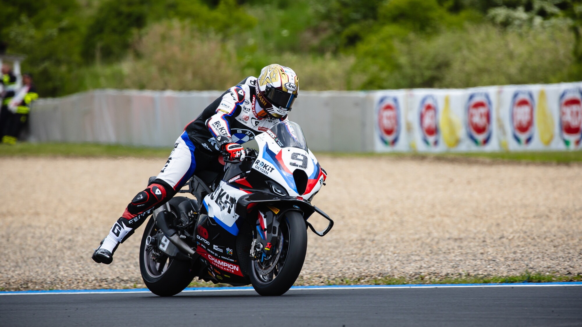 SBK, Petrucci trasportato in ospedale dopo la violenta caduta